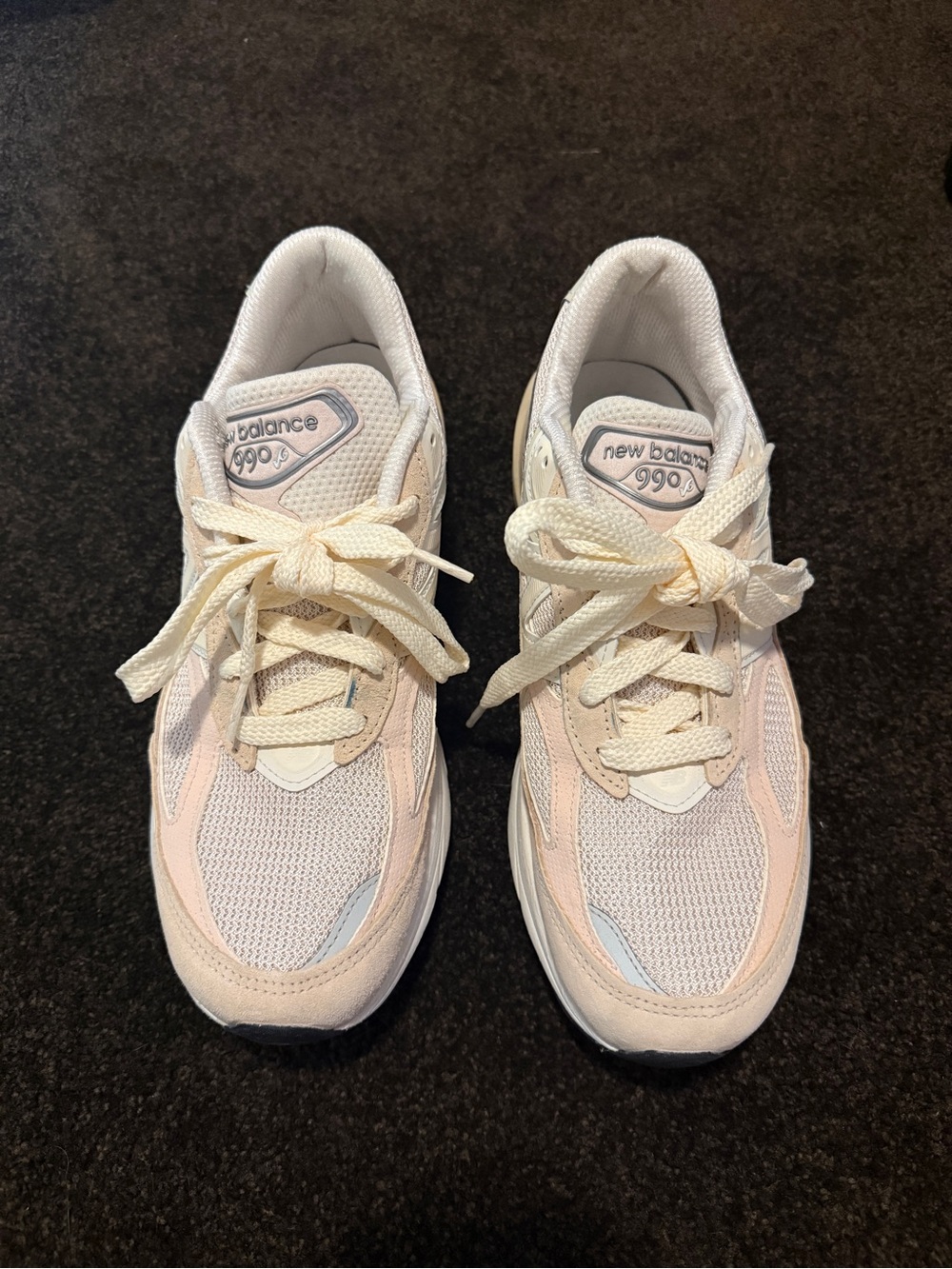 New Balance unisex 990v6 vintage Rose Sneakers